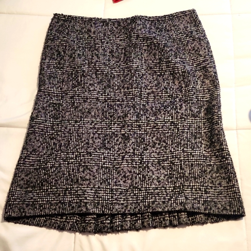 Express pleated pencil skirt